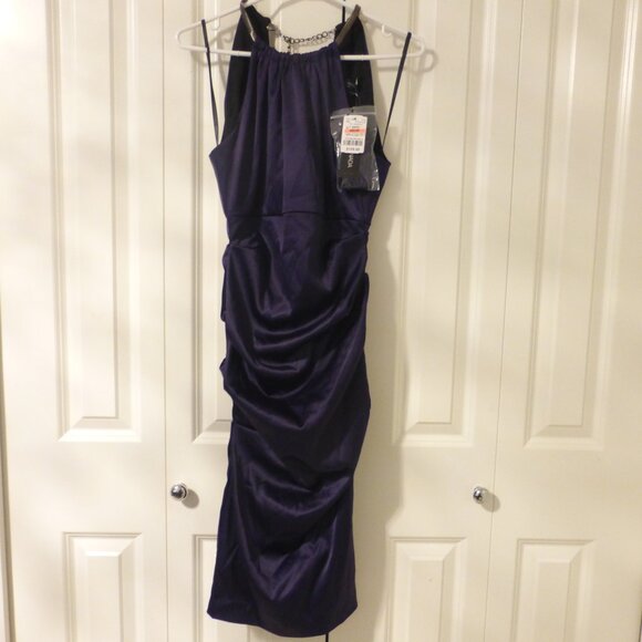 LE-CHATEAU purple plum silky satin cocktail party midi dress - NWT! - Picture 2 of 12